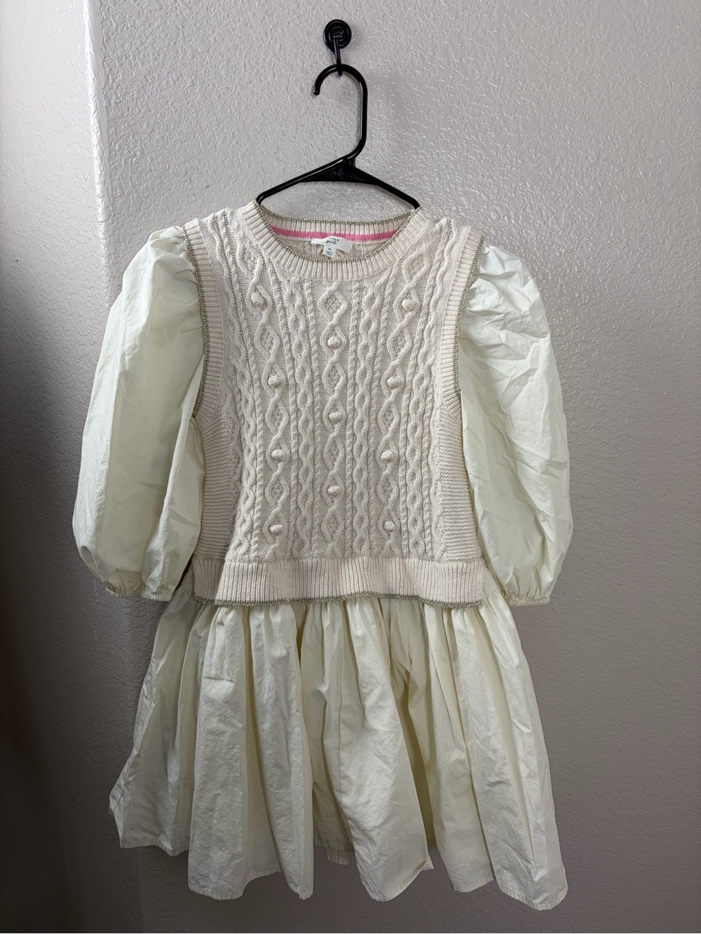 A loves A  Little Girls White Long Puff  Sleeve Dress Size XL